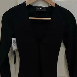 Aritzia - TEN by Babaton Bodysuit